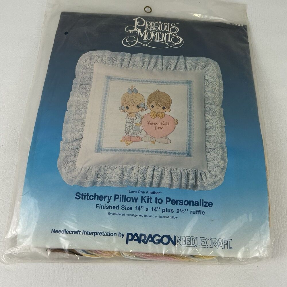 Precious Moments Paragon Needlecraft Love One Another Stitchery Pillow Kit 1984